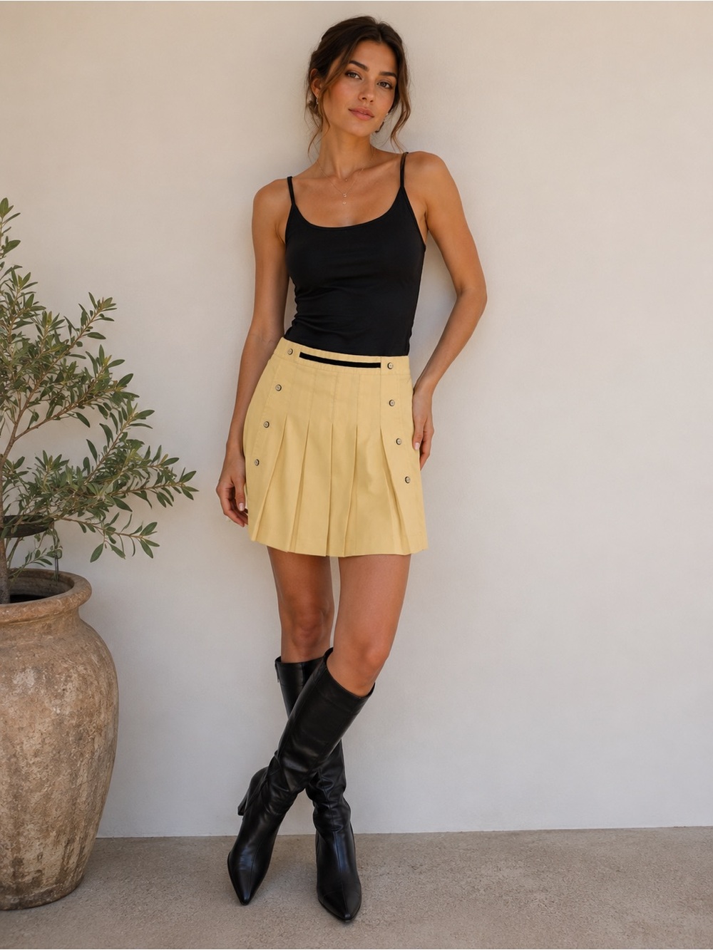 Vintage Tail Made in USA Yellow Pleated Mini Skirt Size 6
